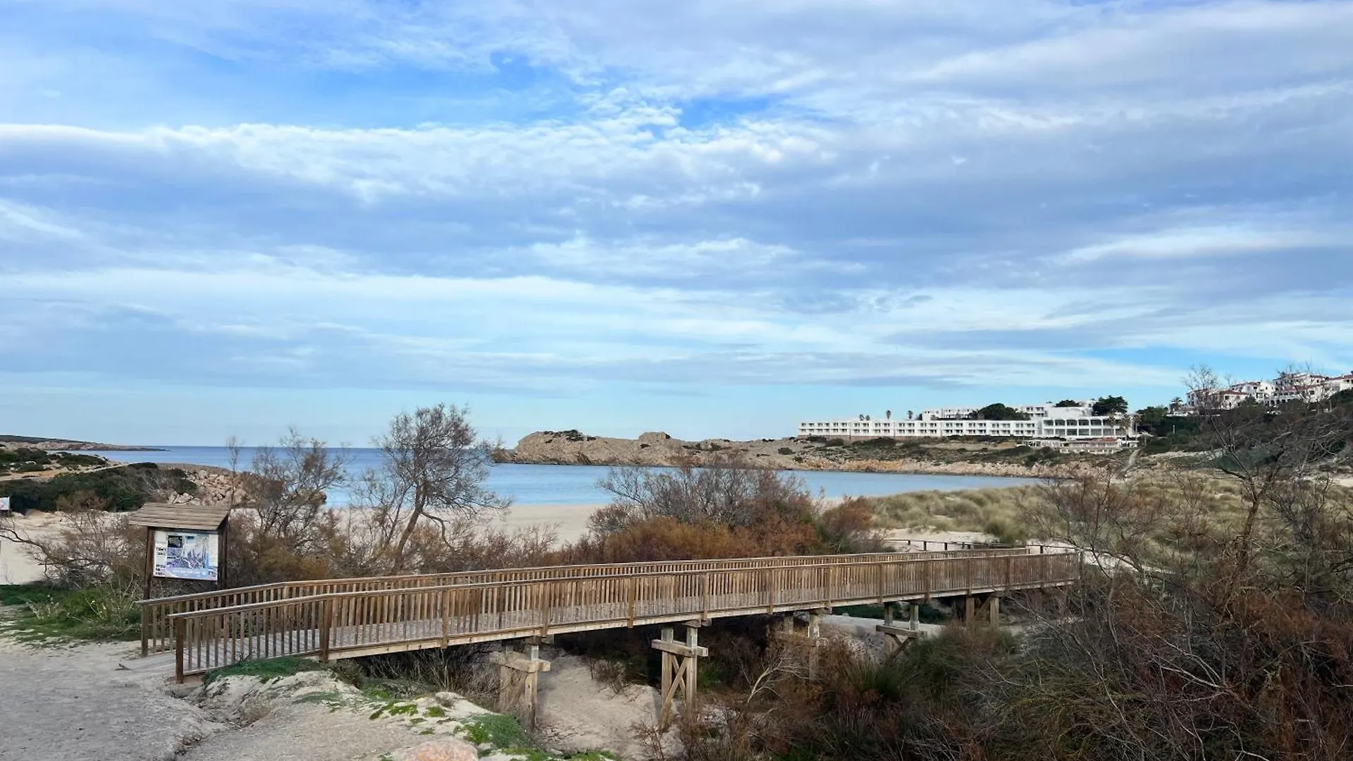 Disfruta Del Paraiso Son Parc Hiszpania